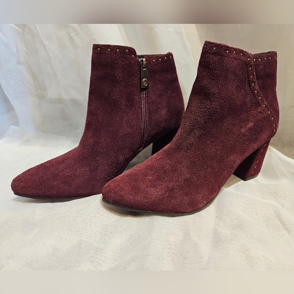 Blondo Waterproof Suede Heeled Boots | Burgundy Size 8